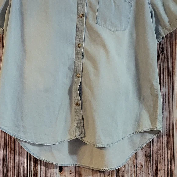 Chico's Men's Short-Sleeve Botton Down Shirt Size 2 - Picture 3 of 6